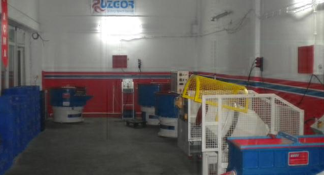 Uzgör Yüzey İşlem makine parkı ve yüzey işlem sistemleri